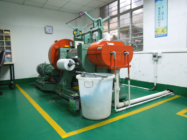 深圳搪胶软胶玩具厂家电话多少 深圳搪胶软胶玩具厂家电话多少